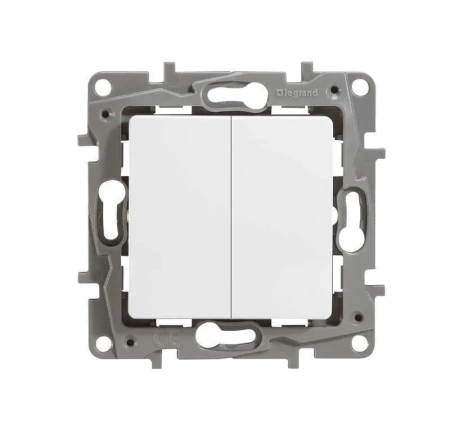 Выключатель 2-кл. с подсв.  (белый) Etika т.м.Legrant в Минске - изображение Изображение: выключатель 2-кл. с подсв.  (белый) etika т.м.legrant в Минске